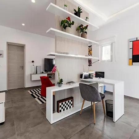 M Mansion Pefki