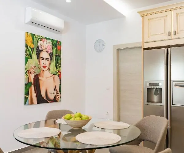 M Mansion Вилла