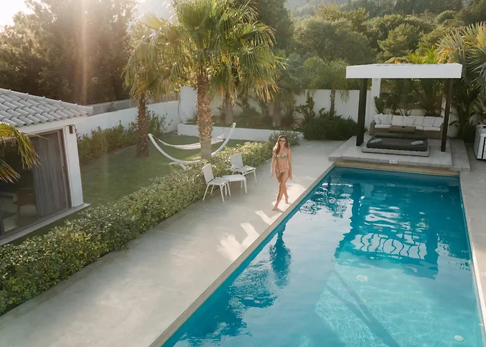 M Mansion Вилла Pefki (Rhodes)