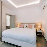 M Mansion Vila