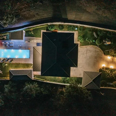 Villa M Mansion *