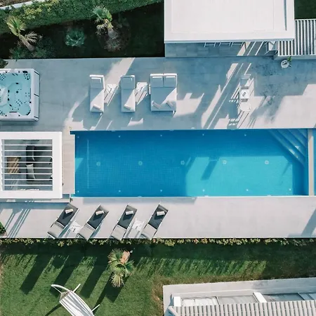 M Mansion Pefki
