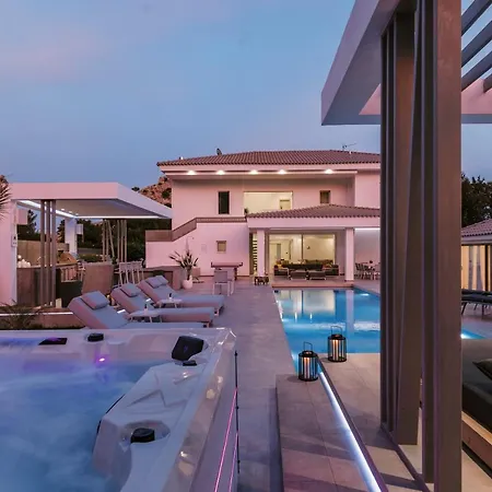 M Mansion *