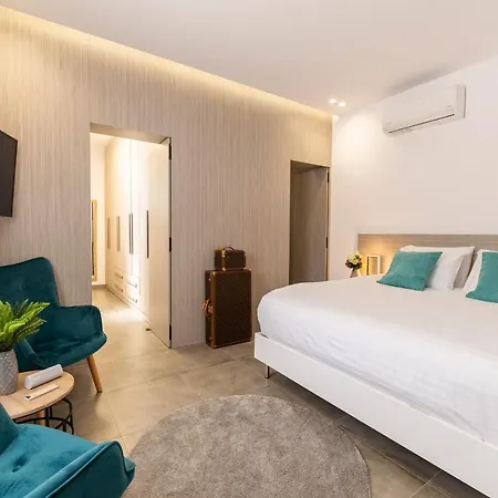 M Mansion ヴィラ *