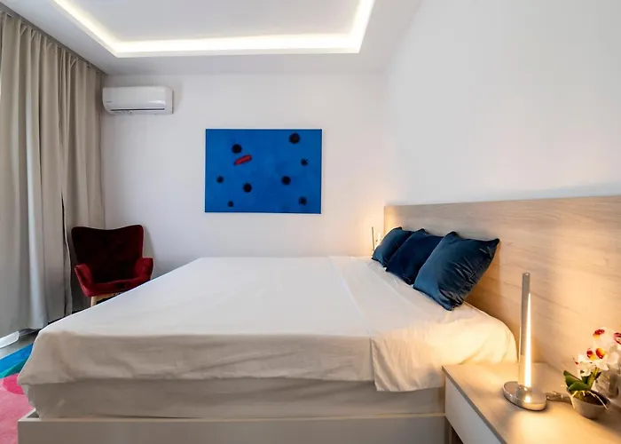 Vila M Mansion Pefki